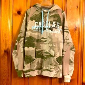 Cabelas hoodie medium weight camp color /sky blue size S reg